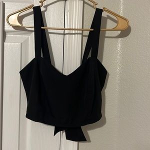 Black cropper tank top